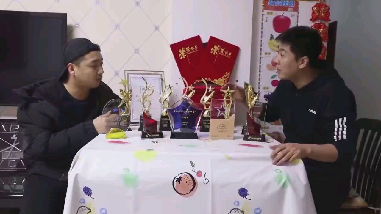 四平吴尔渥: 大米白面豆油啥都没有 @四平董叔 @二龙湖浩哥
